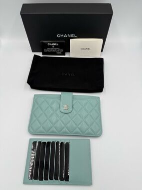 CHANEL Quilted Card & Key Holder in Mint